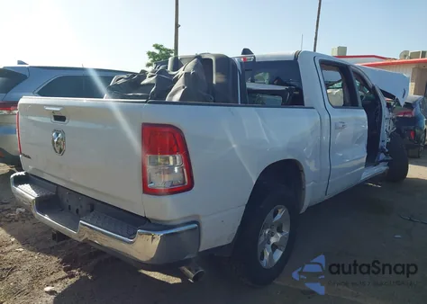 2020 Ram 1500 Big Horn 4X2 5'7 Box from USA, damaged, VIN 1C6RREFG9LN338204